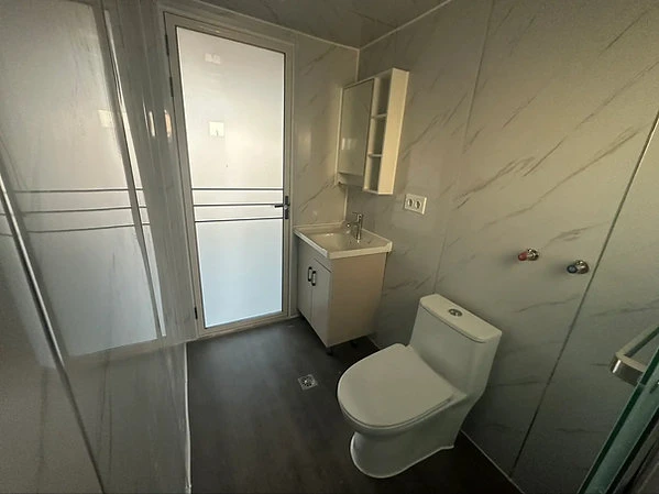 Conteneur d’habitation mobile / Bois de luxe