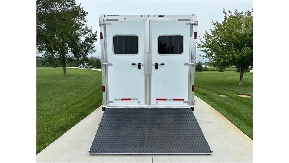 Remorques 3 chevaux LQ Featherlite 2023