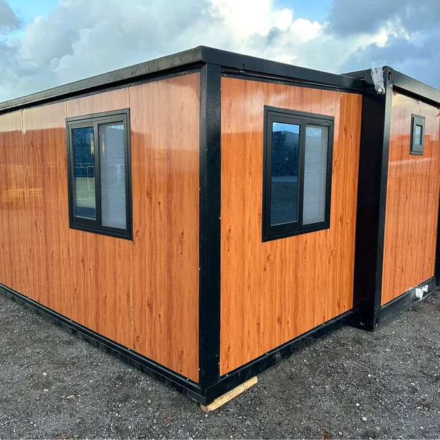 Conteneur d’habitation mobile / Bois de luxe