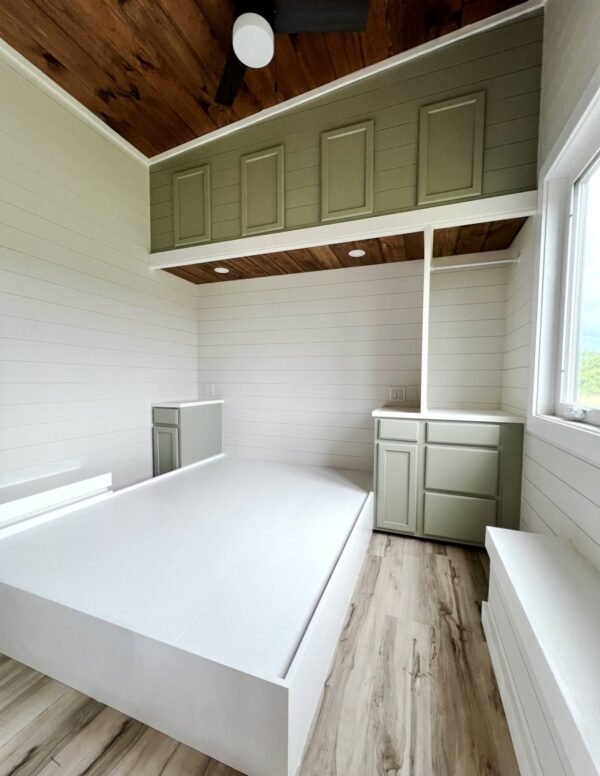 Tiny House avec chambre et loft au rez-de-chaussée