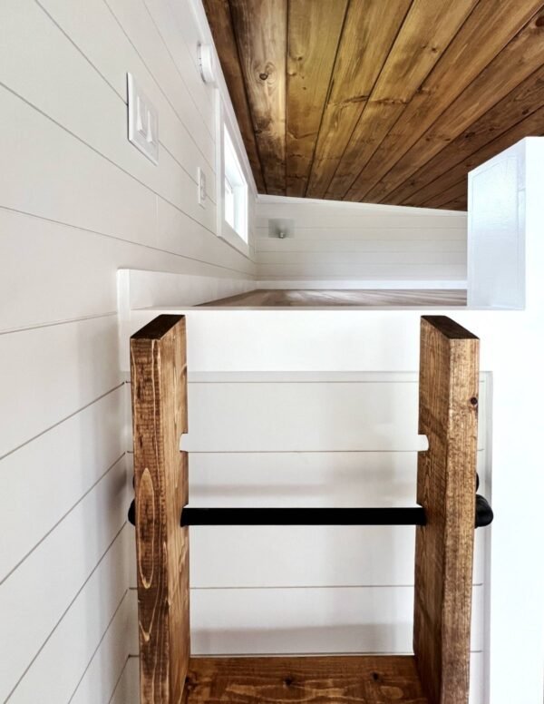 Tiny House avec chambre et loft au rez-de-chaussée