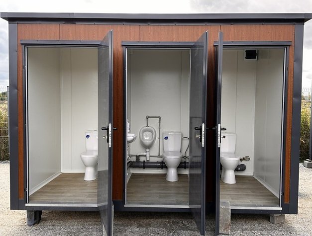 Container Sanitaire Pavillon WC avec Triple Cabine