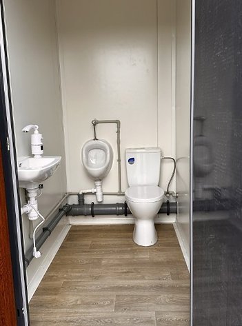 Container Sanitaire Pavillon WC avec Triple Cabine