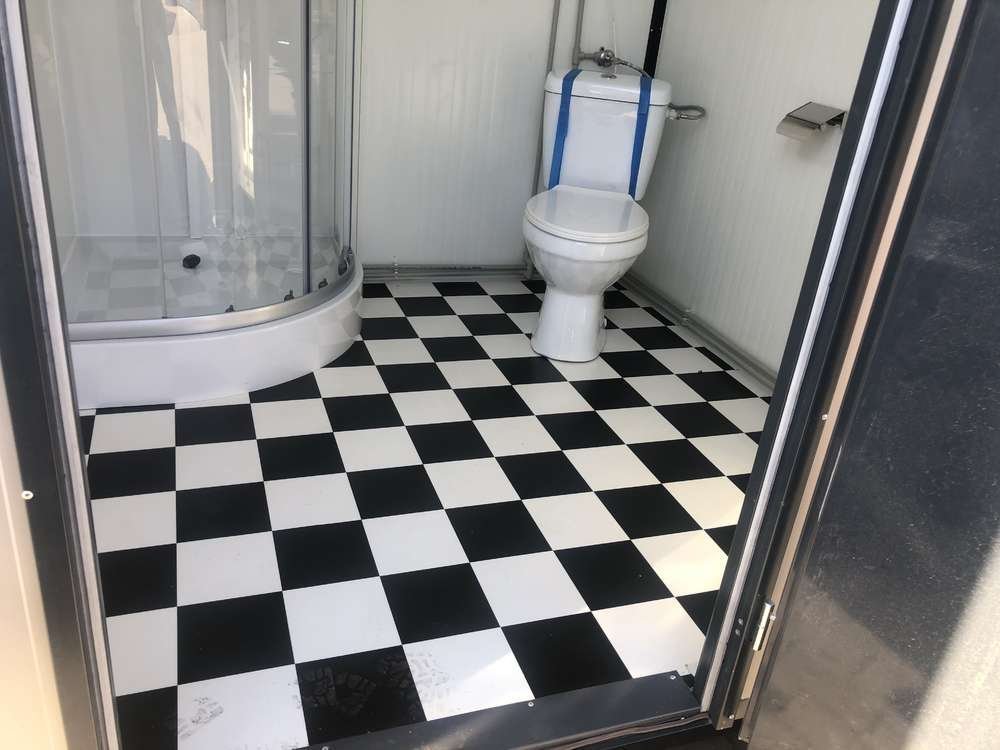 Conteneur sanitaire avec douche 2x2M neuf
