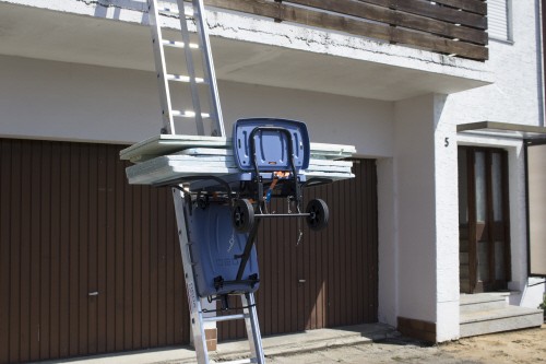 Module "Comfort" de levage à batterie pour échelle de GEDA - capacité de charge de 120 kg